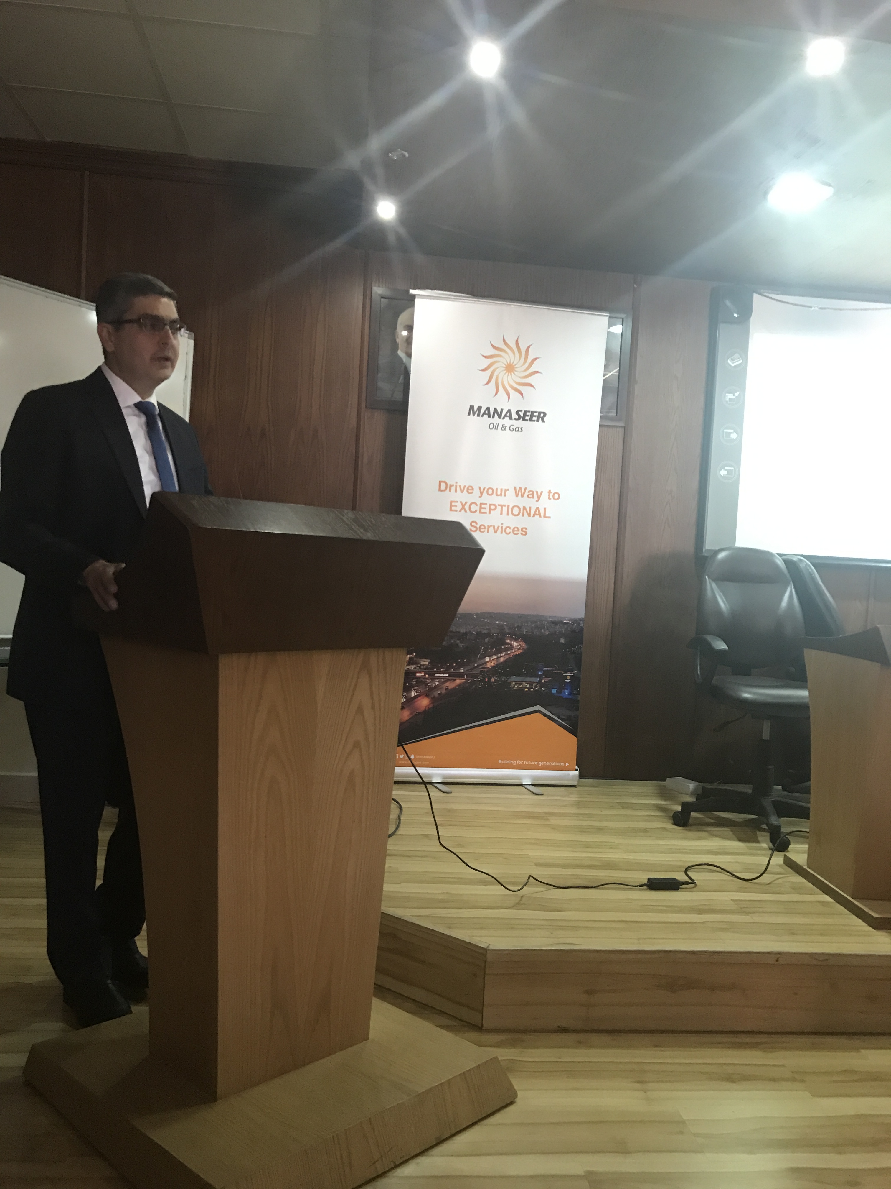 Manaseer Oil & Gas  holds a workshop at Al Ahlyyia Amman University